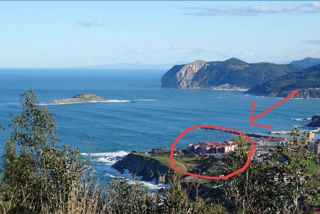 Coqueto Apartamento Junto Al Mar Bermeo Bagian luar foto